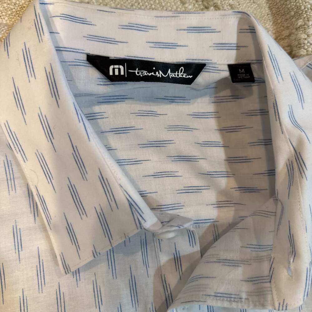 TravisMathew Men's Medium White Short Sleeve Button Down Shirt